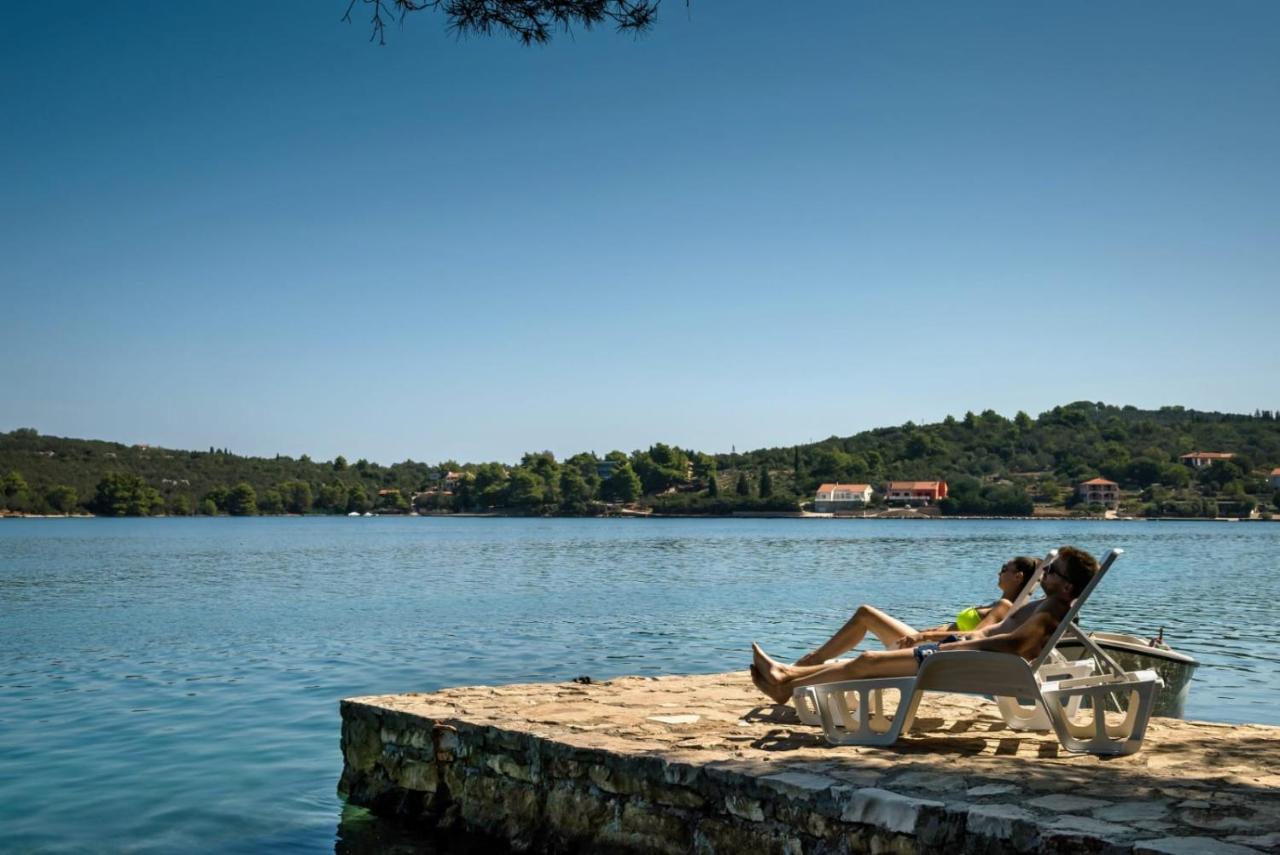 Feel Dugi Otok - Apartment Sofia Luka  المظهر الخارجي الصورة